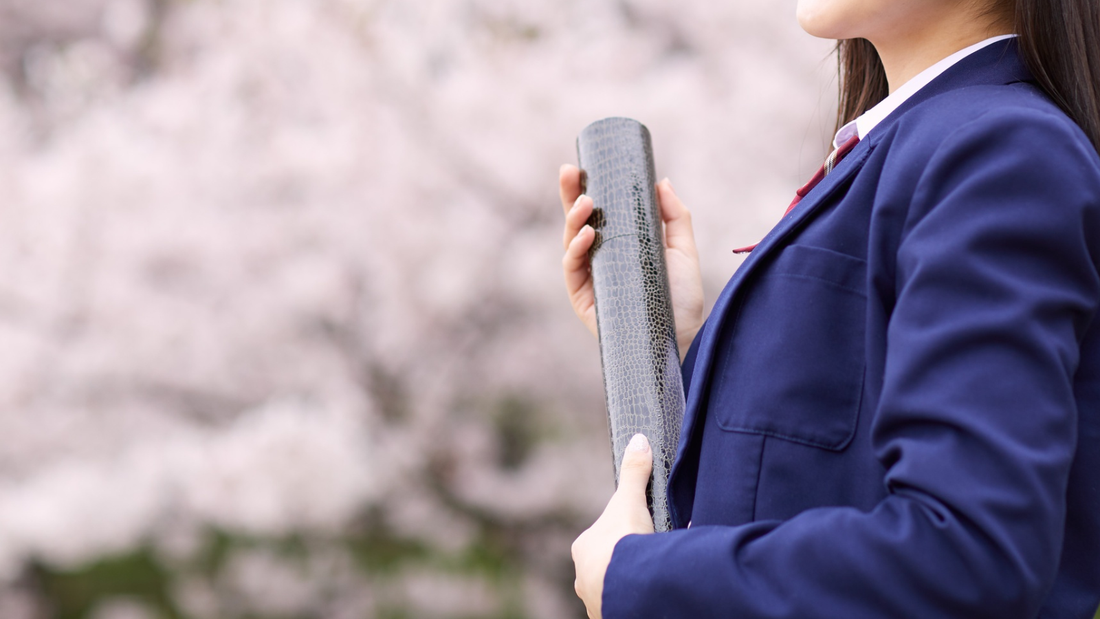 「巡る季節、重なる想い。新しい季節の物語…人生の節目を彩る唯一無二の木軸ペン