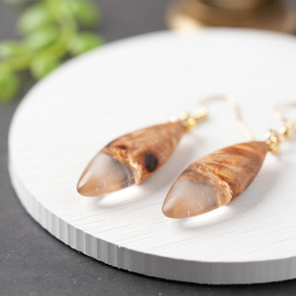 <1点もの>【KomaCraft】ピアス(フックピアス)　瘤杢×レジン　 (ドロップ型・クリア)