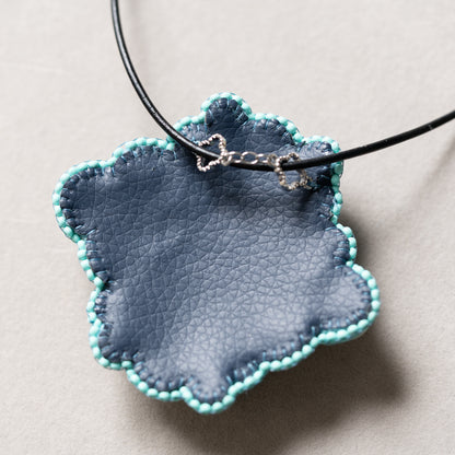<1点もの>【Atelier BIO】ネックレス｜エキゾチックソウタシエ刺繍ネックレス グリーンカルセドニー×ターコイズ×ハウライト