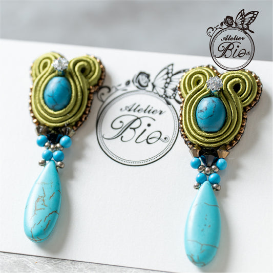<1点もの>【Atelier BIO】ソウタシエ ドロップピアス｜ターコイズ×オリーブグリーン