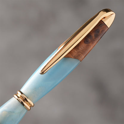 <1点もの>【KomaCraft】木軸ボールペン　プレジデント　瘤杢×レジン(水色)