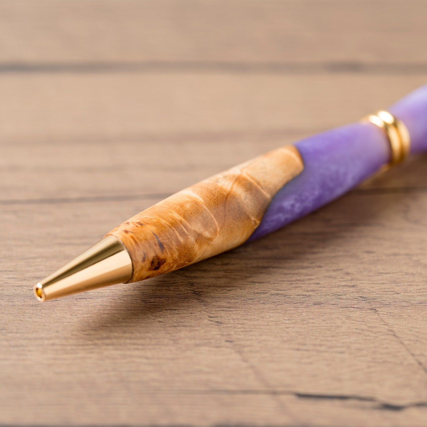 <1点もの>【KomaCraft】ボールペン　プレジデント　瘤杢×レジン(藤色)