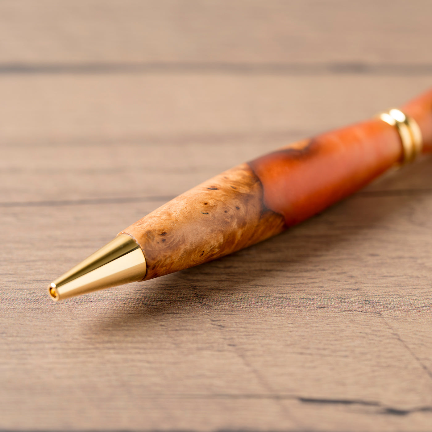 <1点もの>【KomaCraft】ボールペン　プレジデント　瘤杢×レジン(オレンジ)