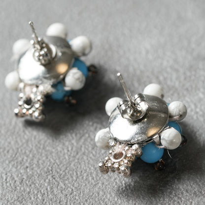 <1点もの>【Atelier BIO】ピアス｜夏のお出かけにスカイブルーのターコイズ×ハウライト③
