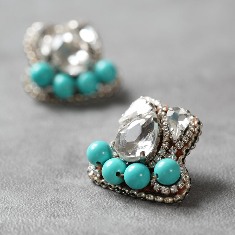<1点もの>【Atelier BIO】ピアス｜ 主役級の刺繍ピアス ビジュー×ターコイズ⑤