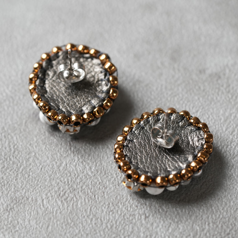 <1点もの>【Atelier BIO】ピアス｜ 知的な気品を宿す刺繍ピアス ハウライト×ジルコニア⑫