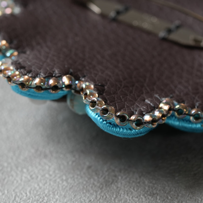<1点もの>【Atelier BIO】ブローチ｜ クラシカルソウタシエ刺繍ブローチ ターコイズ×ハウライト×カルセドニー⑯