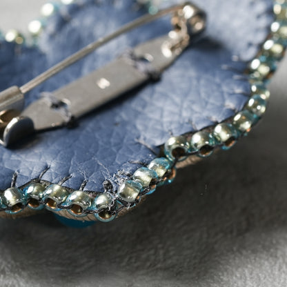 <1点もの>【Atelier BIO】ブローチ｜ 小ぶりで上品ソウタシエ刺繍ブローチ ターコイズ×カルセドニー⑳