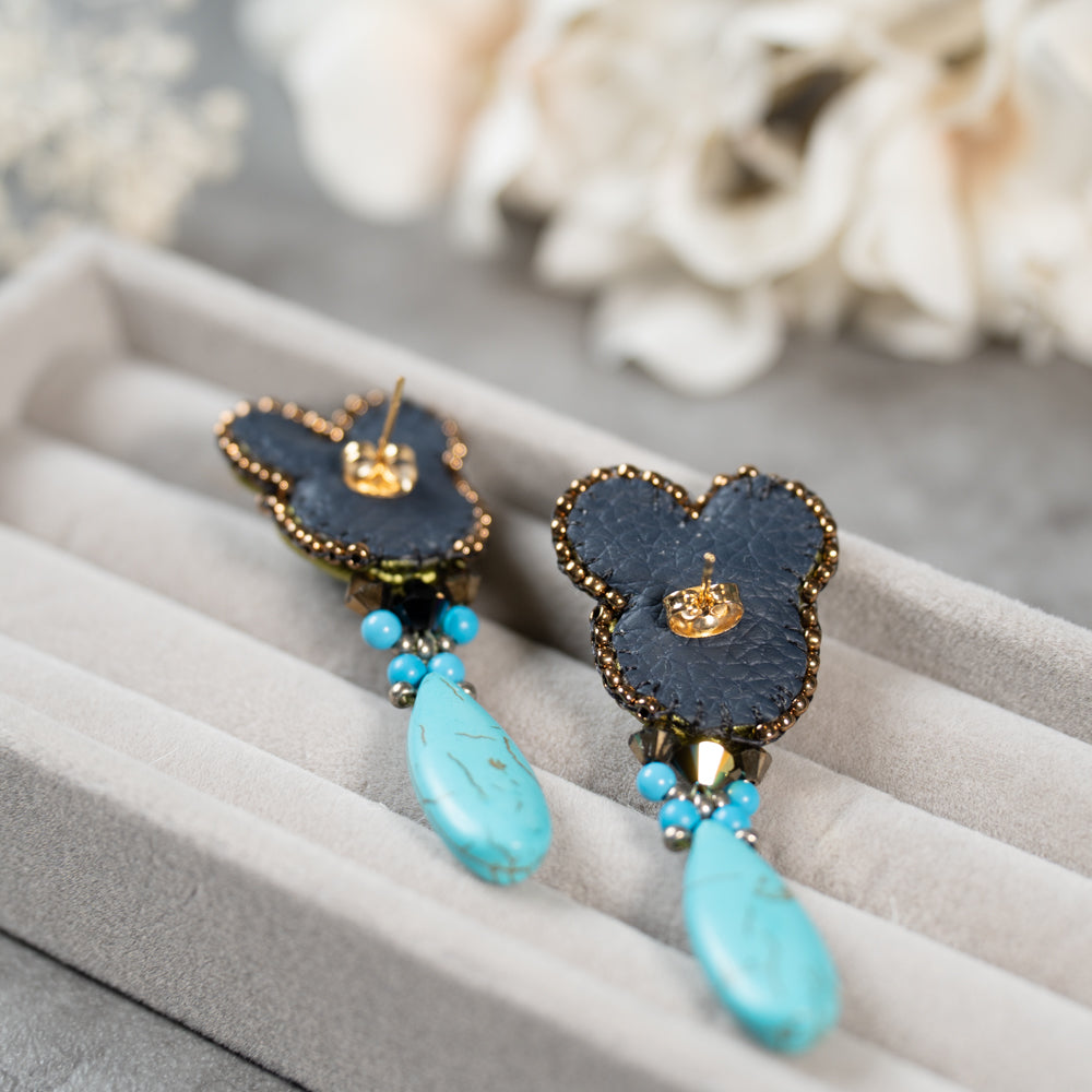 <1点もの>【Atelier BIO】ソウタシエ ドロップピアス｜ターコイズ×オリーブグリーン