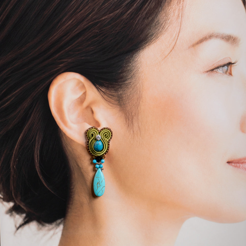 <1点もの>【Atelier BIO】ソウタシエ ドロップピアス｜ターコイズ×オリーブグリーン