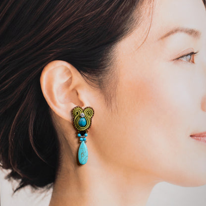 <1点もの>【Atelier BIO】ソウタシエ ドロップピアス｜ターコイズ×オリーブグリーン