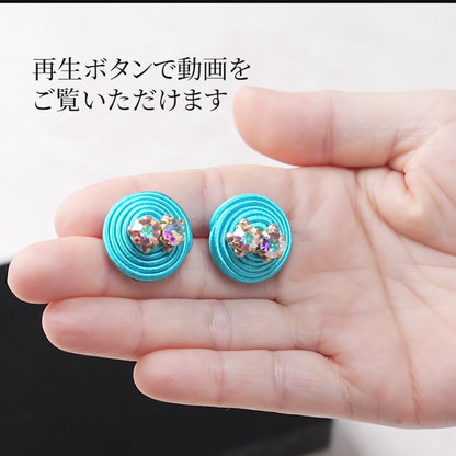 <1点もの>【Atelier BIO】ソウタシエピアス｜鮮やかなマリンブルー×虹色に輝くオパールジルコニア＆パール
